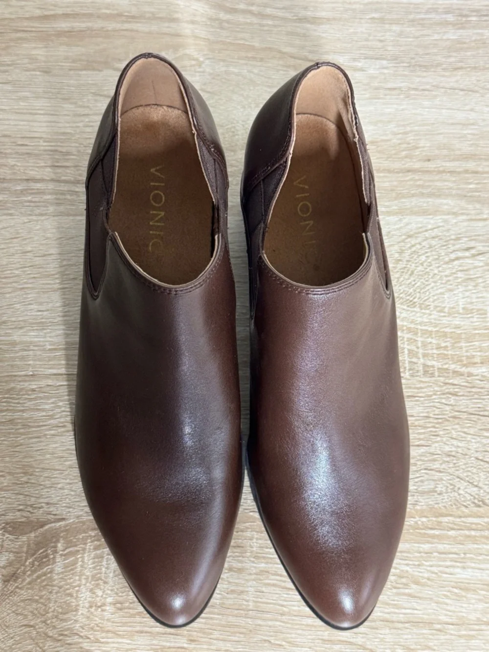 Vionic Belmont Women Size 8.5 Dark Brown Leather Ankle Booties